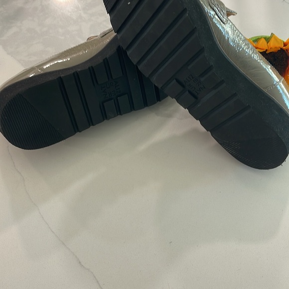 NWOT Naturalizer tassel loafer size 8.5. - Picture 5 of 5